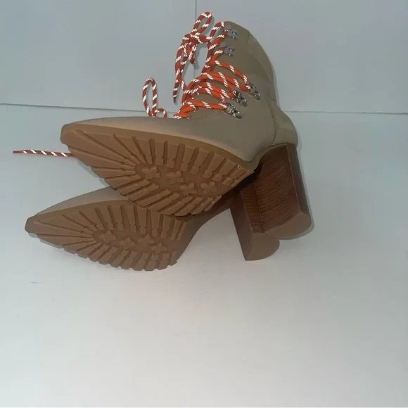 Steve Madden Kare Lace-Up Boot In Sand Multi Color - New In Box - Reemoly